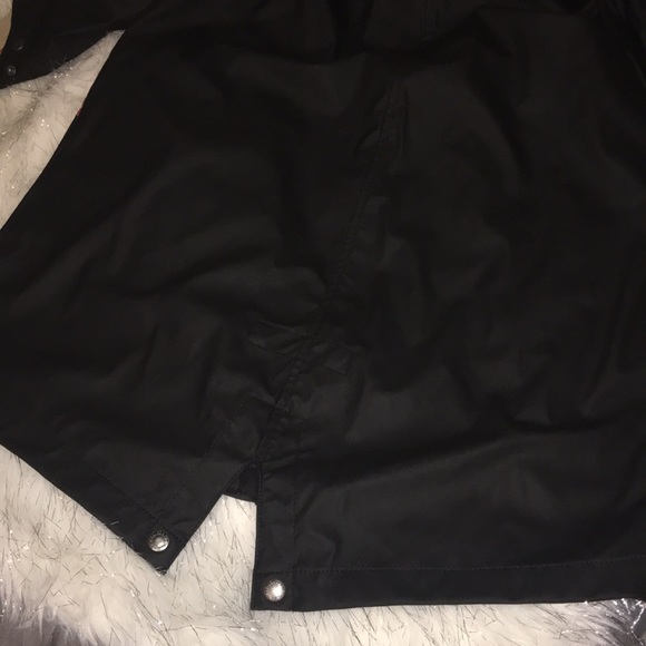 Levi’s black raincoat - Picture 5 of 7